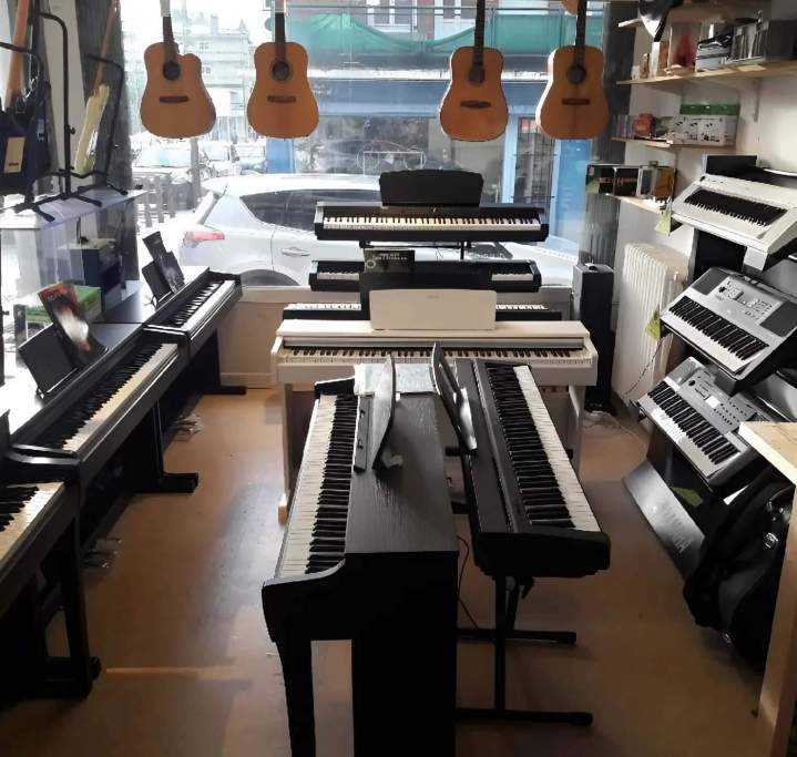 Trouvez le piano de vos rêves chez Lexomusic.