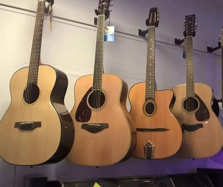 Atelier de lutherie de guitare Lisieux