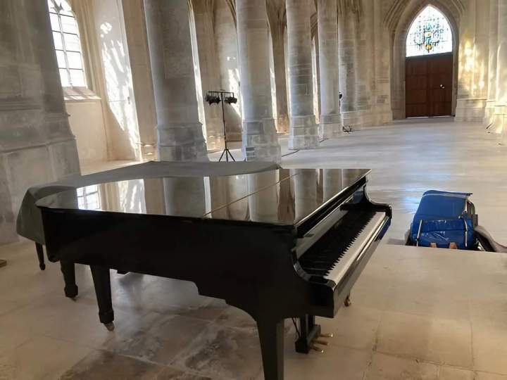 Location de piano de concert Lisieux