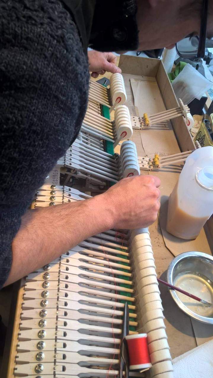 Restaurateur de piano Lisieux